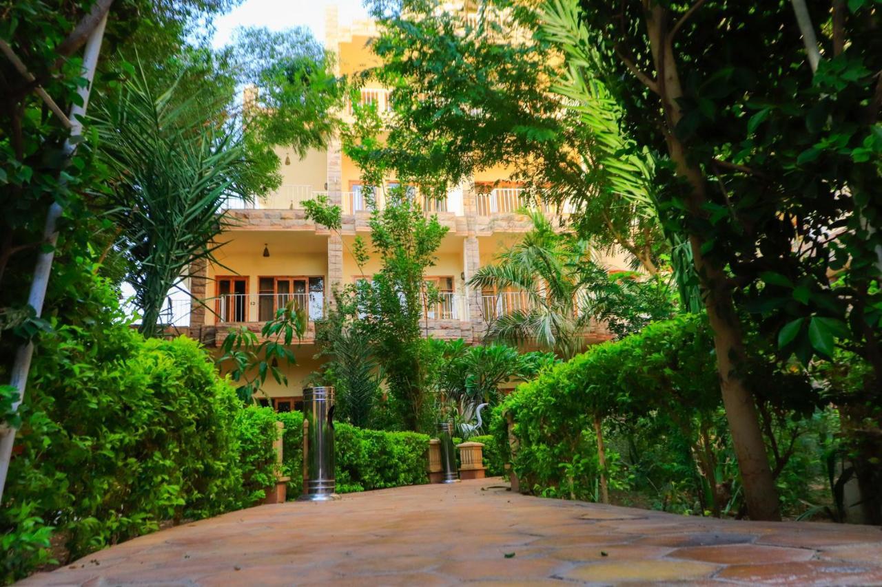 Thebes Hotel Luxor Exteriör bild