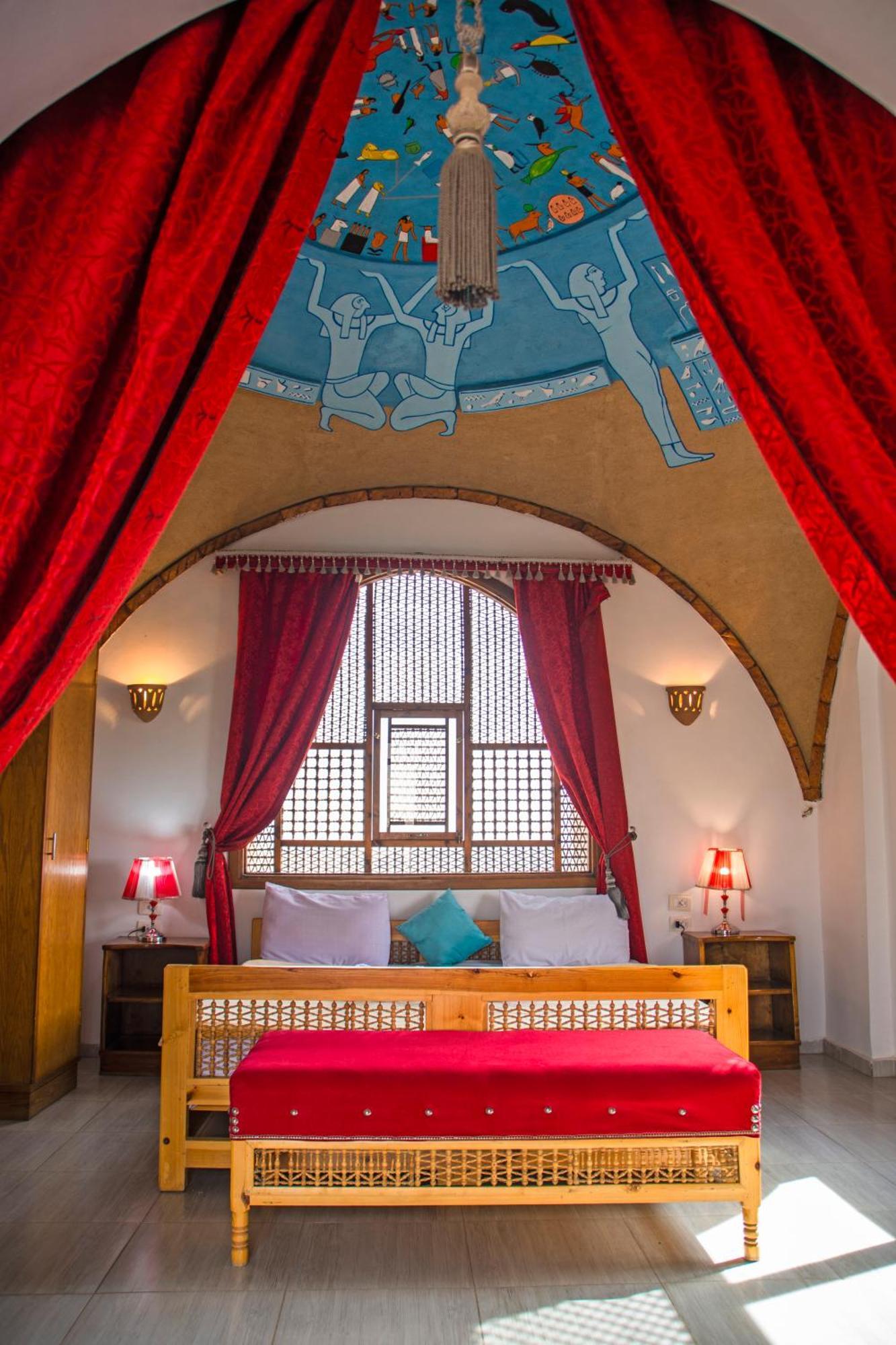Thebes Hotel Luxor Exteriör bild